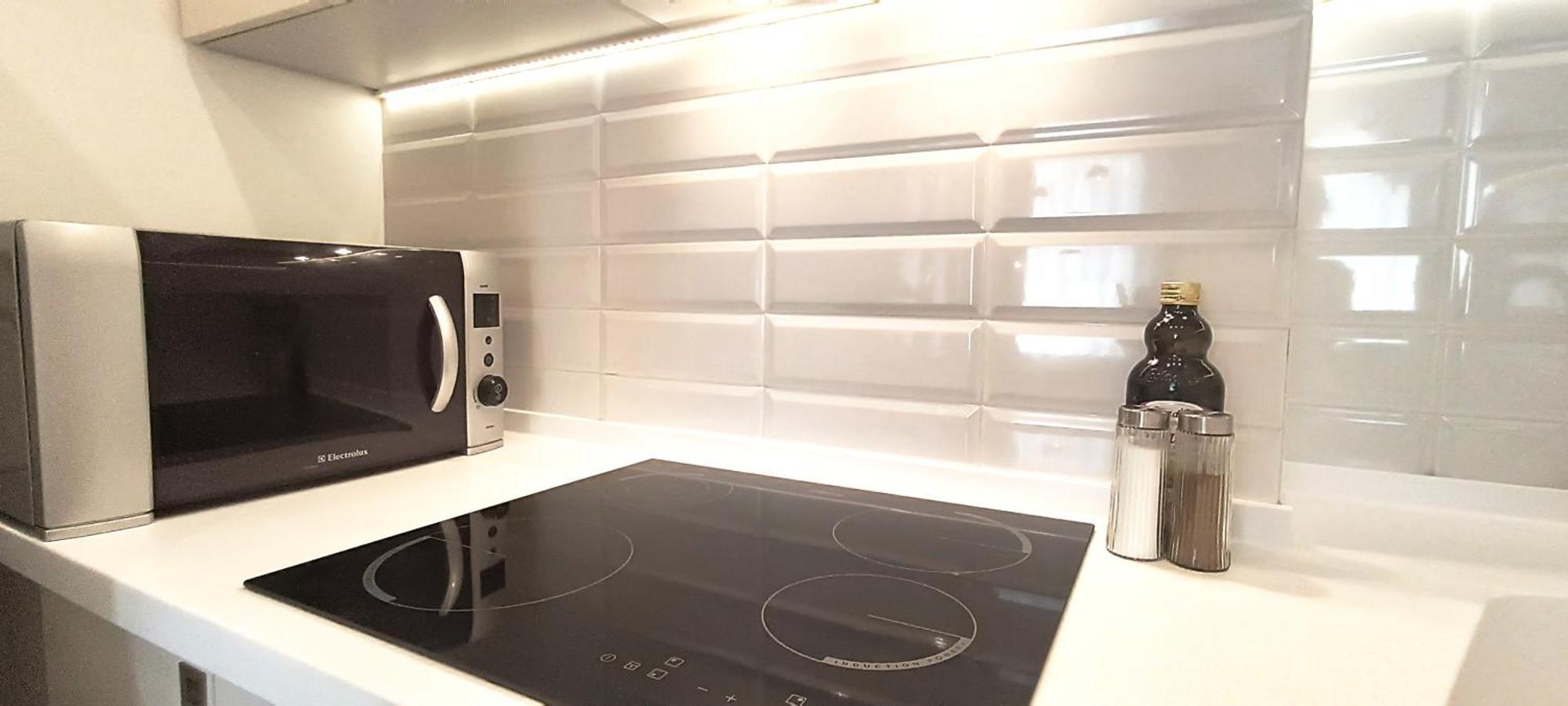 Old Town 2 Bedroom Apartment Near Dome Square & Scenic Waterfront Riga Ngoại thất bức ảnh